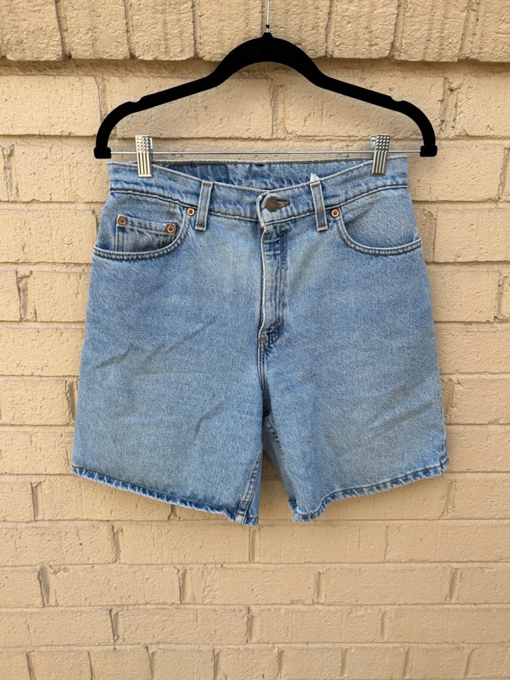 Vintage 90s Levi’s 551 Denim Shorts Red Tab High Rise Relaxed Fit Light Wash 28